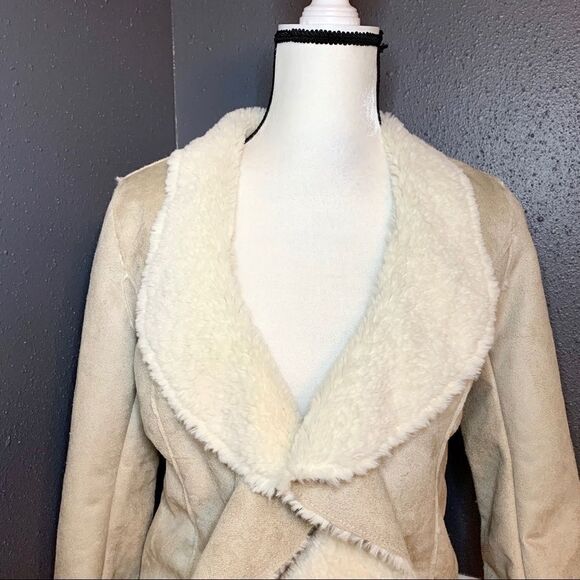 CoffeeShop faux suede cascaded sherpa lined jacket - Picture 2 of 6